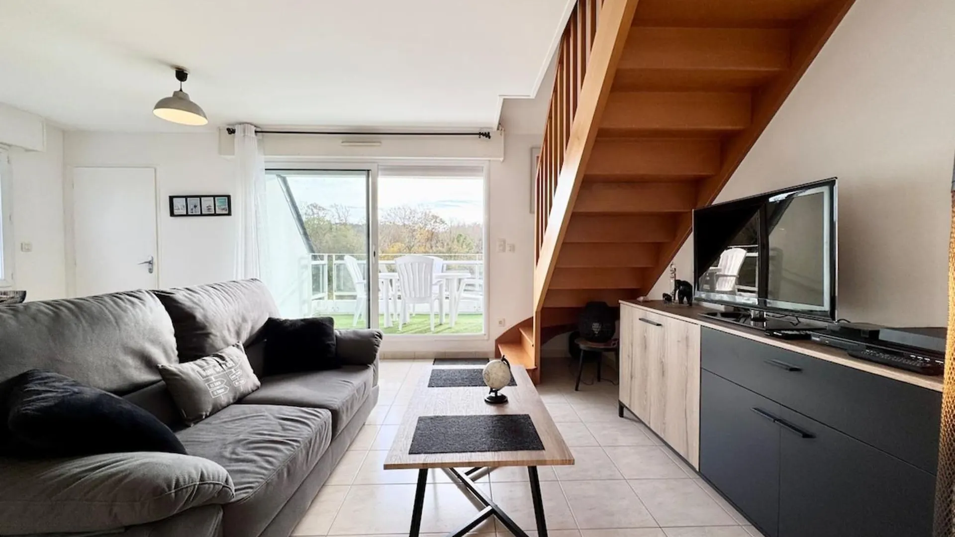 Joli Duplex Plein Bourg - 1Km Des Plages غيديل
