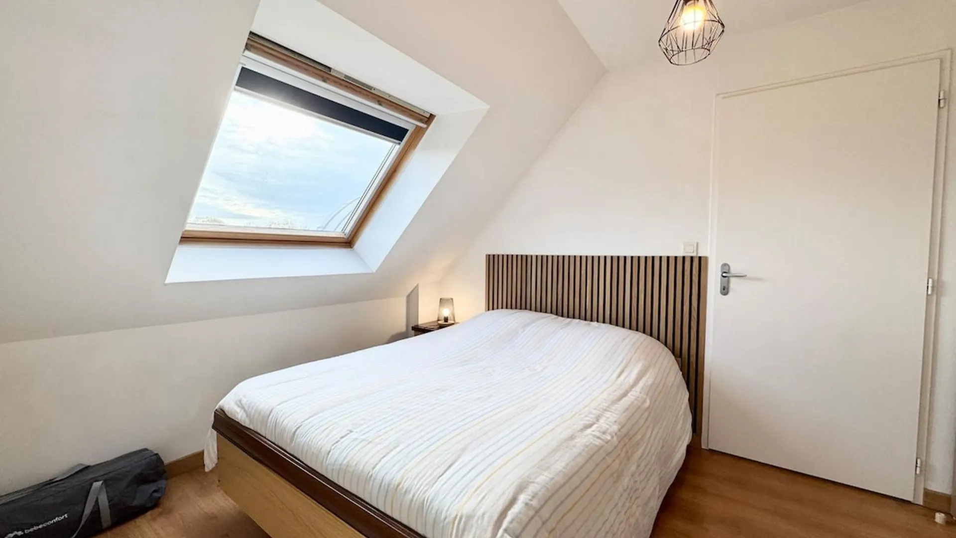 شقة Joli Duplex Plein Bourg - 1Km Des Plages غيديل